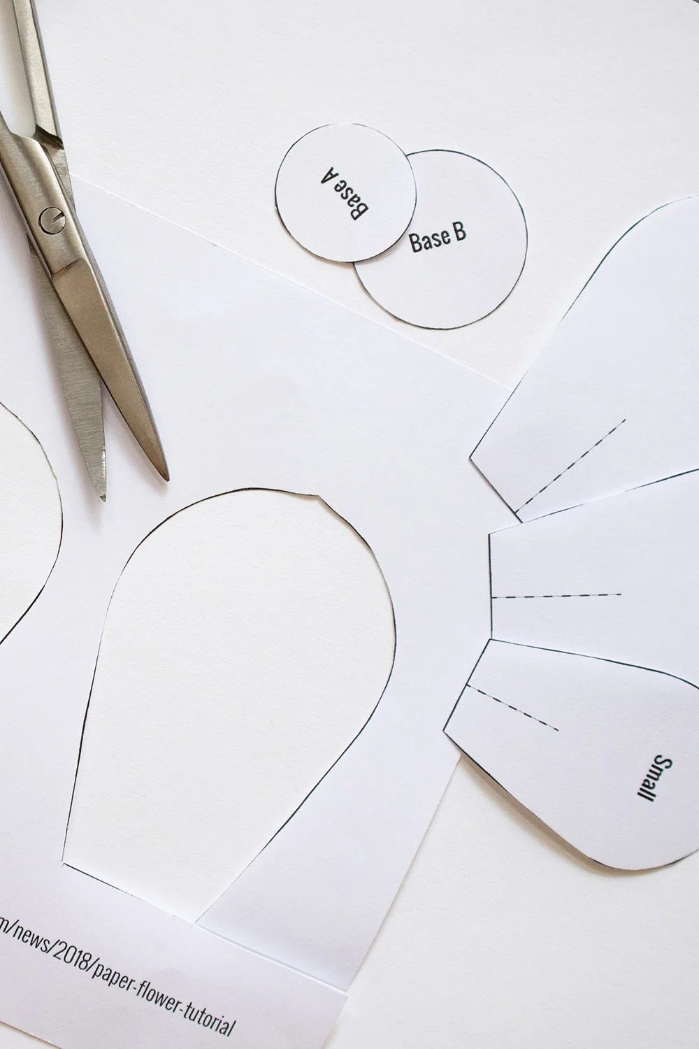 Paper Flowers | Free Printable Template | Paper-Roses with regard to Printable Paper Flower Template Cut Out